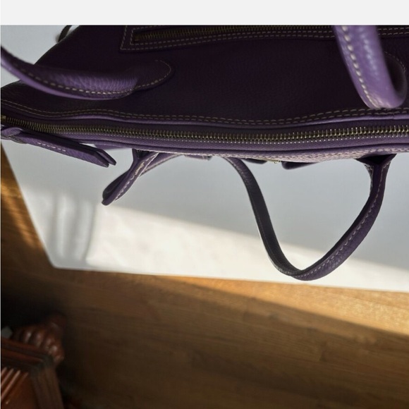 BEAUTIFUL AUTHENTIC Dooney & Bourke large size purse/handbag, Perfect condition! - Picture 4 of 7